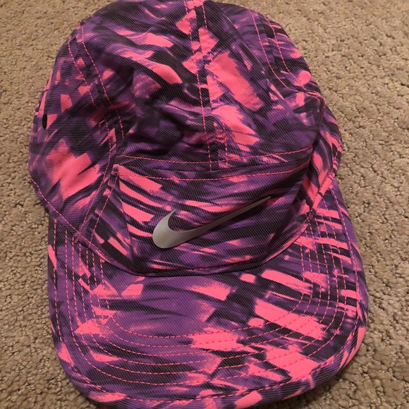 nike aw84 dri fit hat